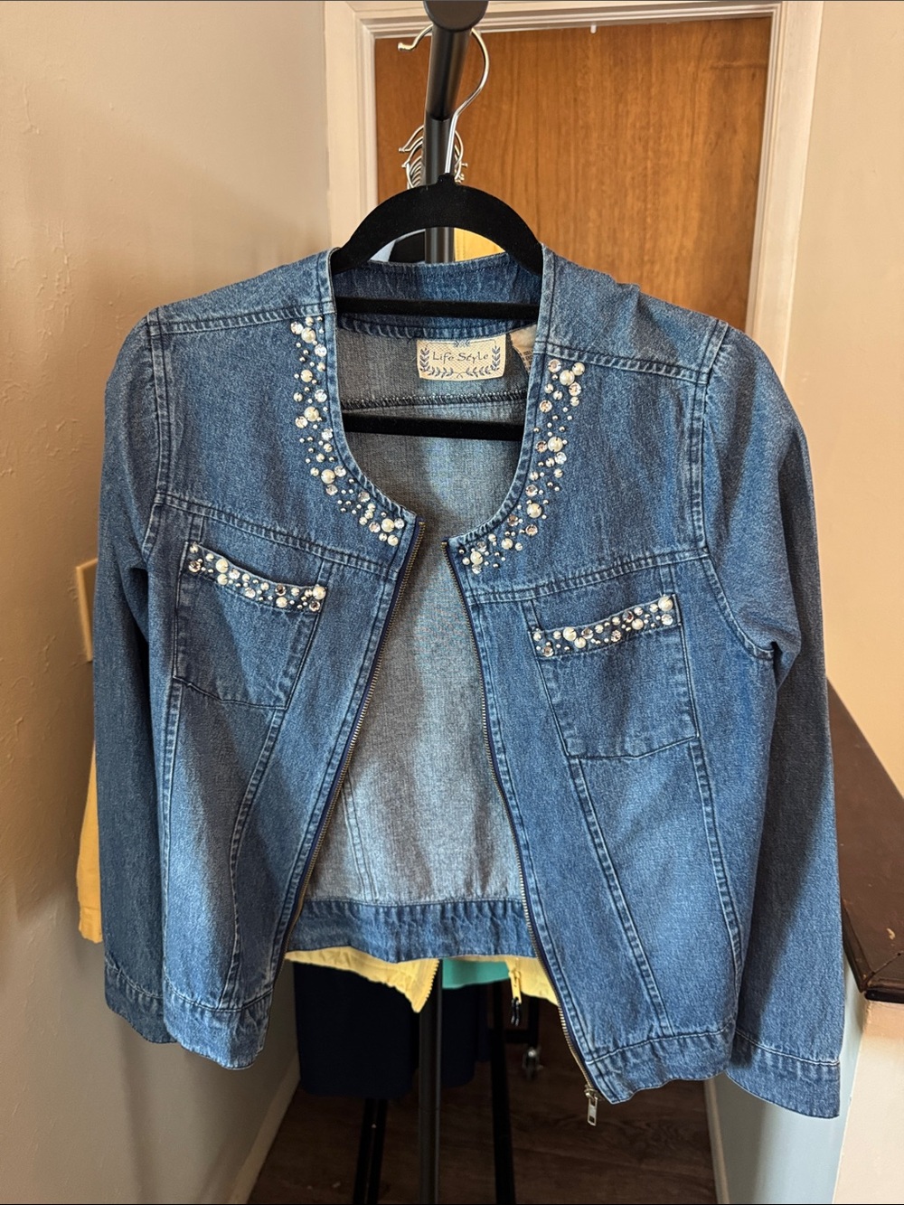 Adorable Vintage Denim top with bedazzles